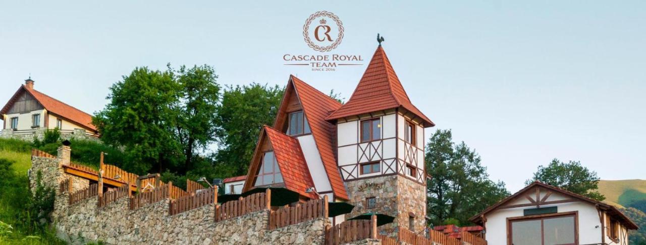 Alpine Castle Hotel Dilijan Esterno foto